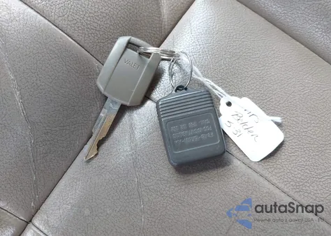 2004 Mercury Grand Marquis Ls from USA, damaged, VIN 2MHFM75W34X686807